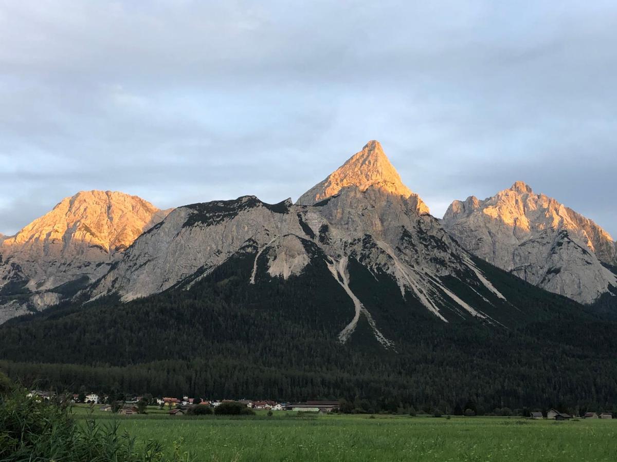 Hotel Alpin Ehrwald Kültér fotó