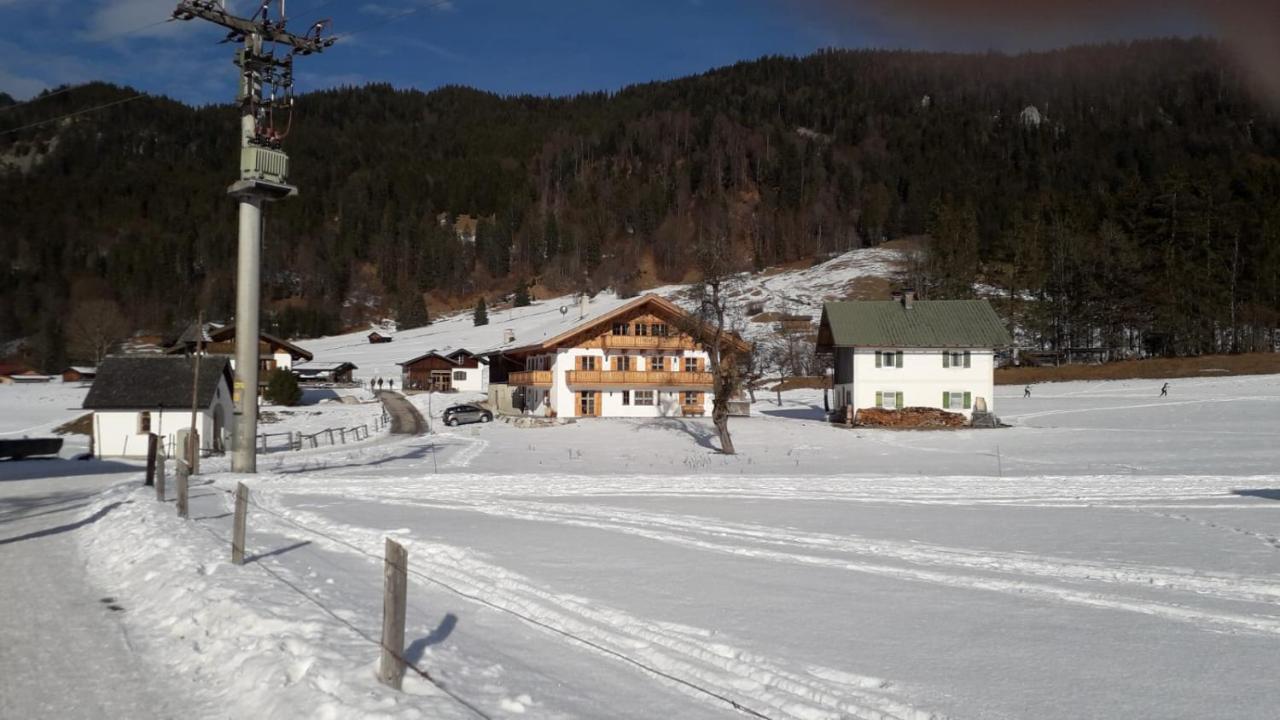 Hotel Alpin Ehrwald Kültér fotó