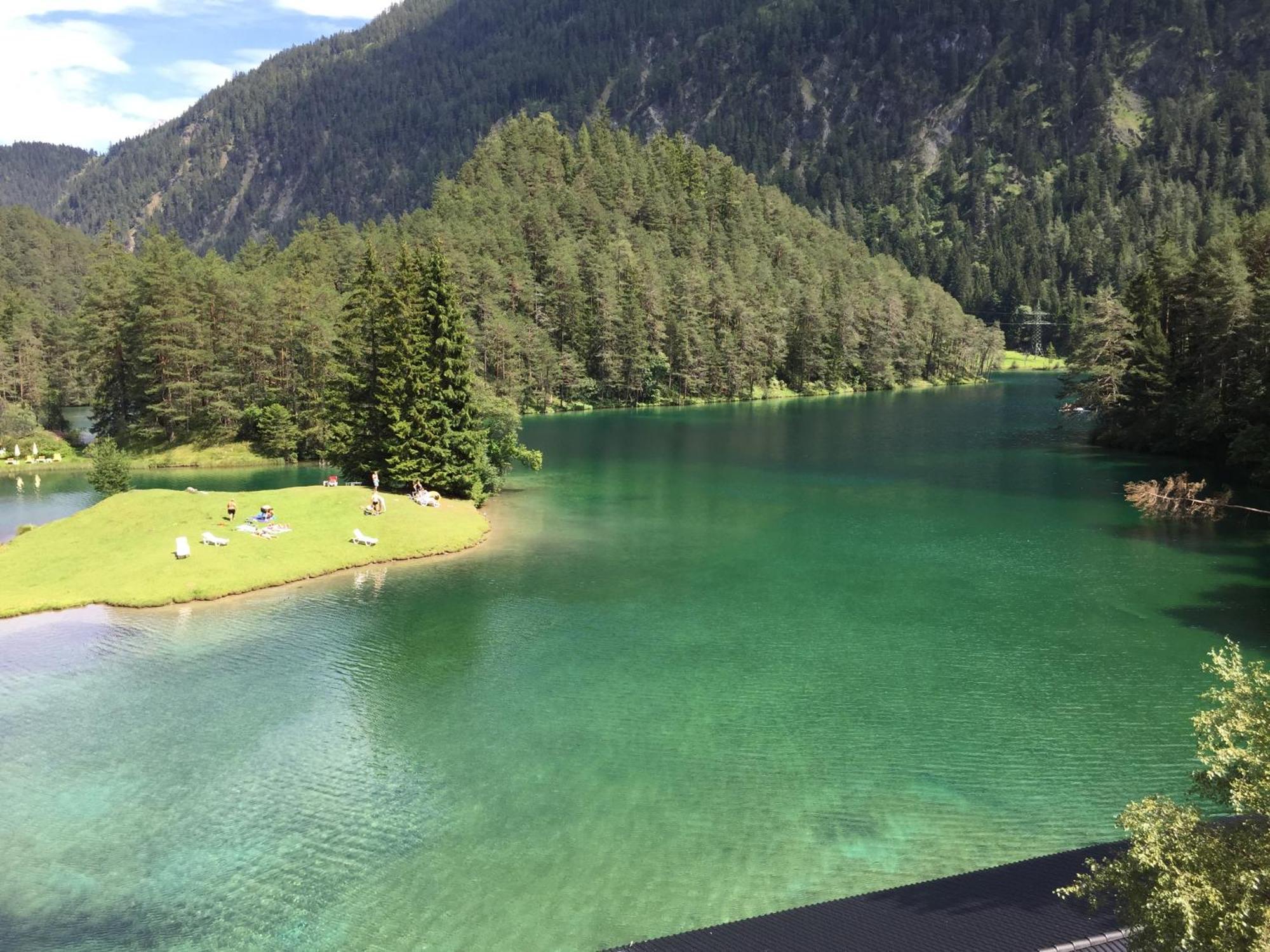 Hotel Alpin Ehrwald Kültér fotó