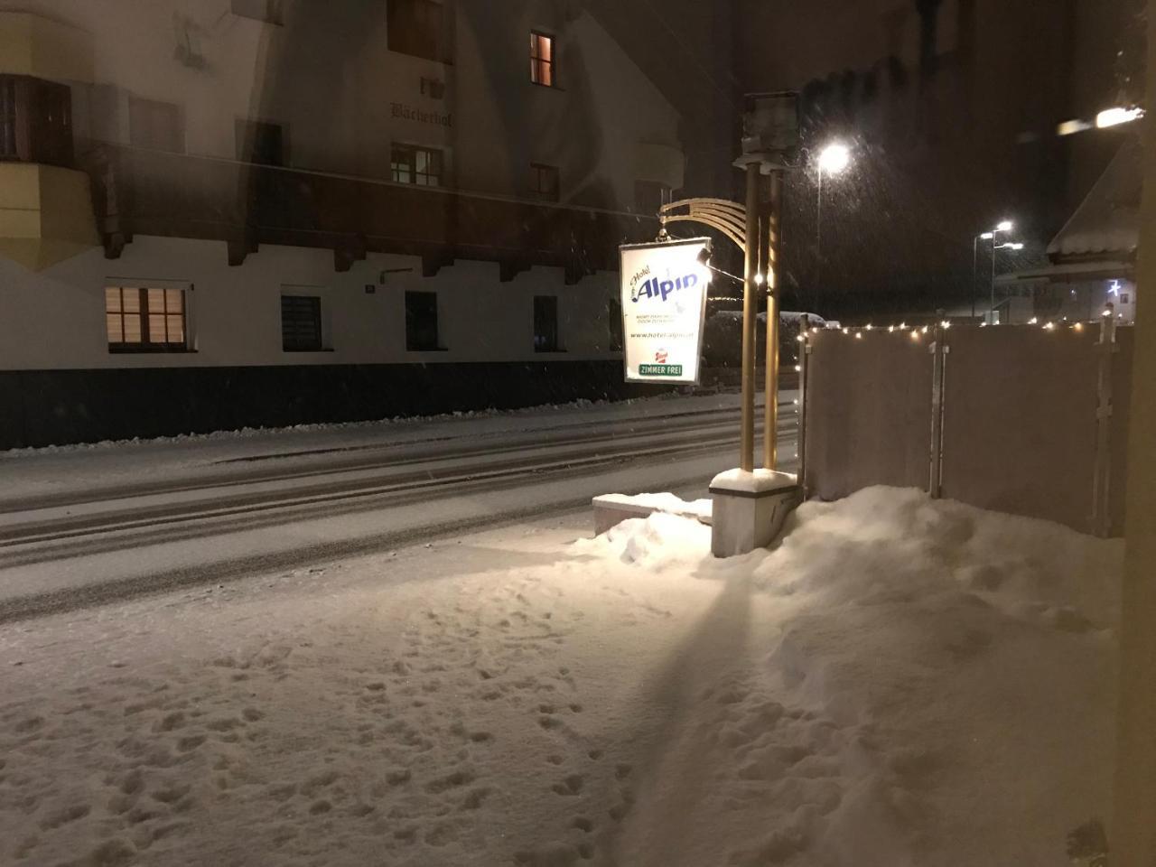 Hotel Alpin Ehrwald Kültér fotó