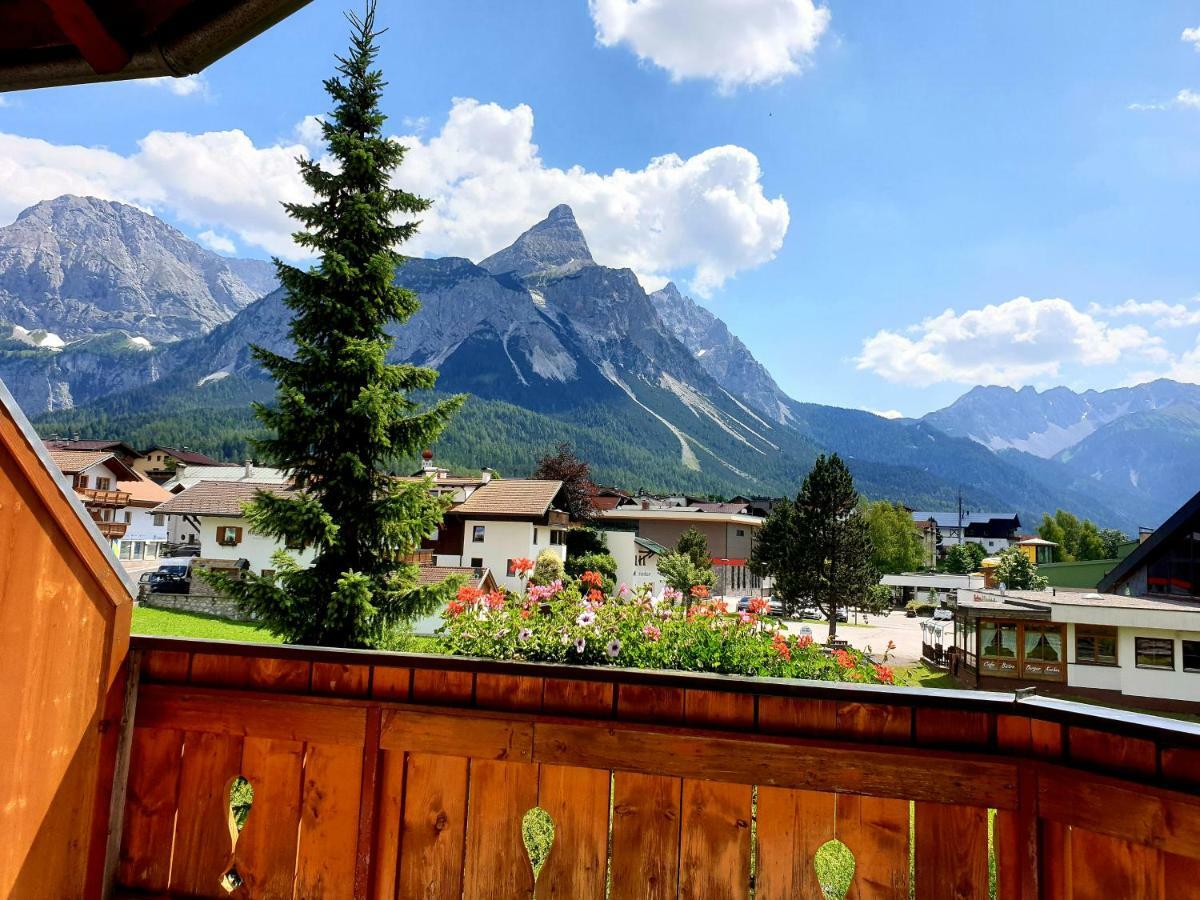 Hotel Alpin Ehrwald Kültér fotó