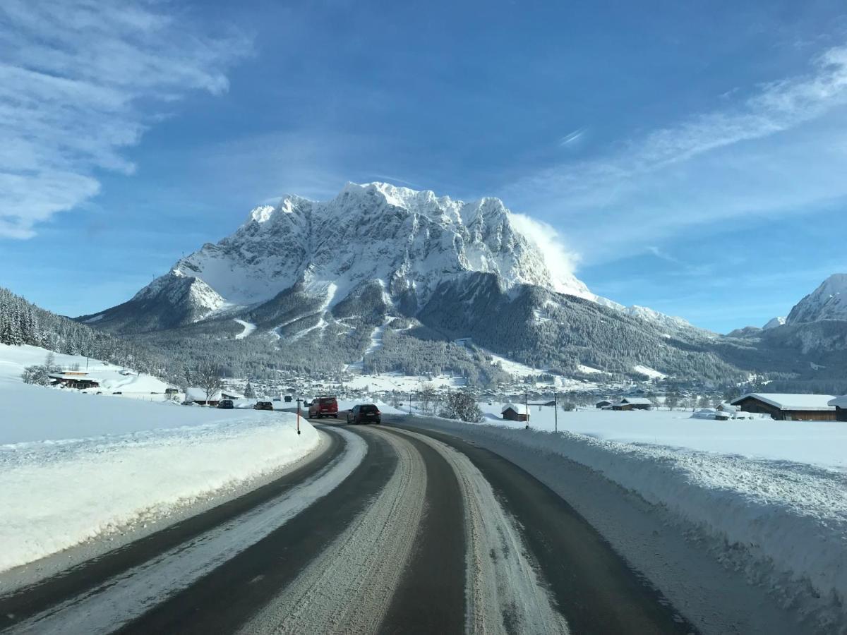 Hotel Alpin Ehrwald Kültér fotó