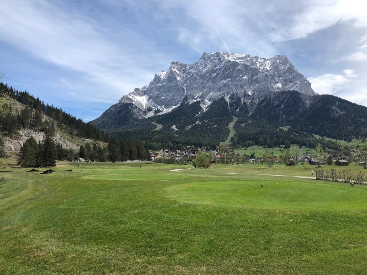 Hotel Alpin Ehrwald Kültér fotó